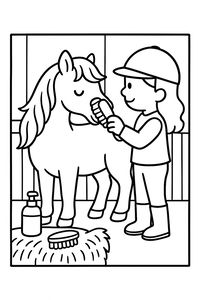 Un giovane cavaliere con il casco spazzola delicatamente il muso di un pony in una stalla. Una spazzola e un flacone si trovano su una balla di fieno in primo piano.